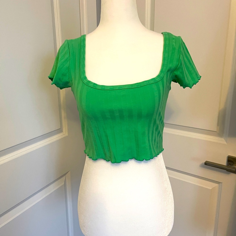 Green crop top Aerie